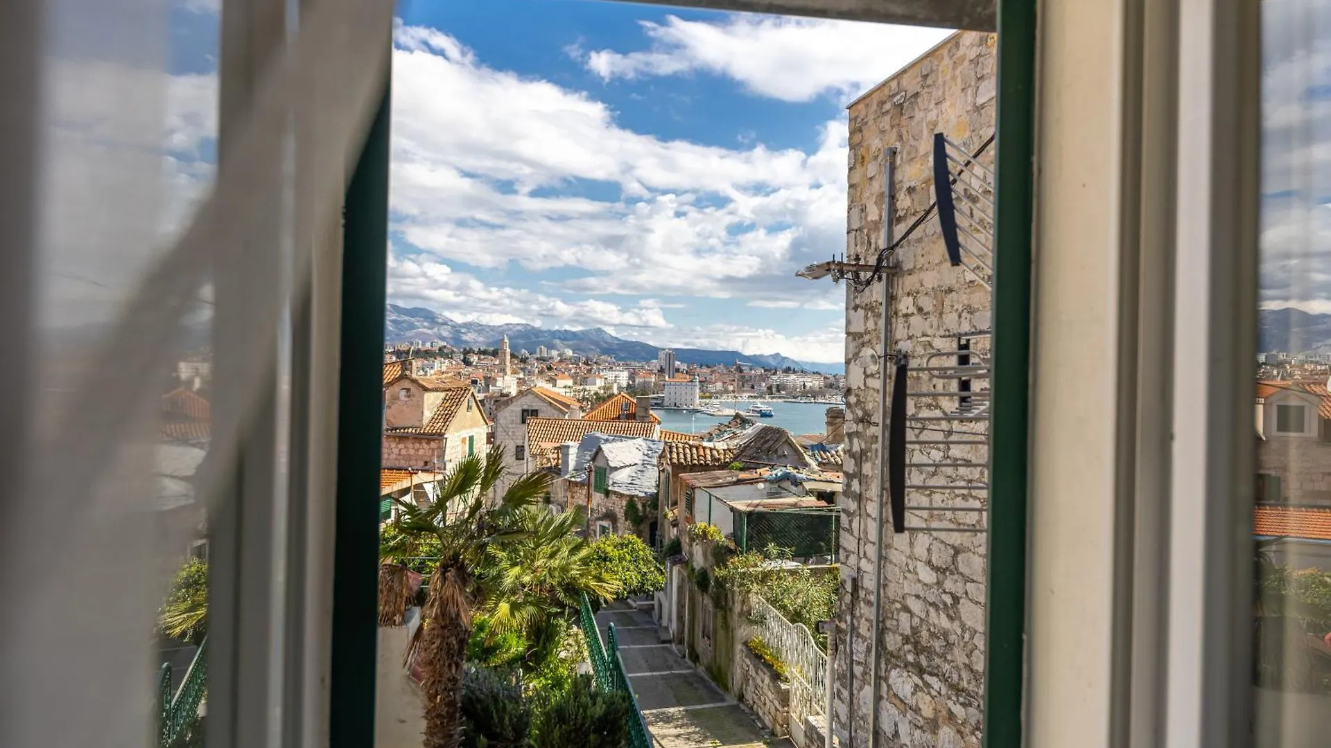 شقة Romantic City View سبليت